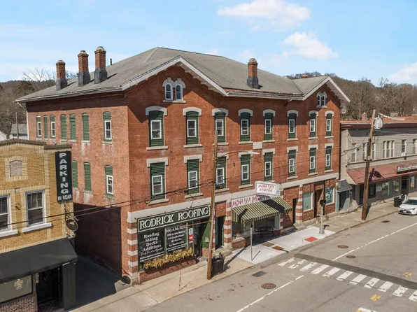 62-70 S Main St #E, Thomaston, CT 06787