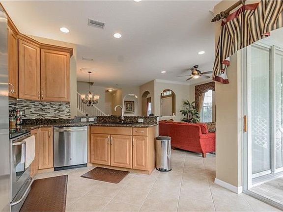 2nd image of 2130 Park Crescent Dr