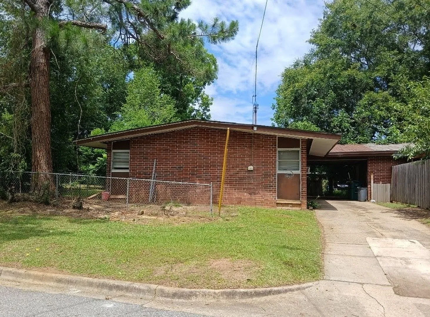 1903 South Flintlock Drive — Photo 2