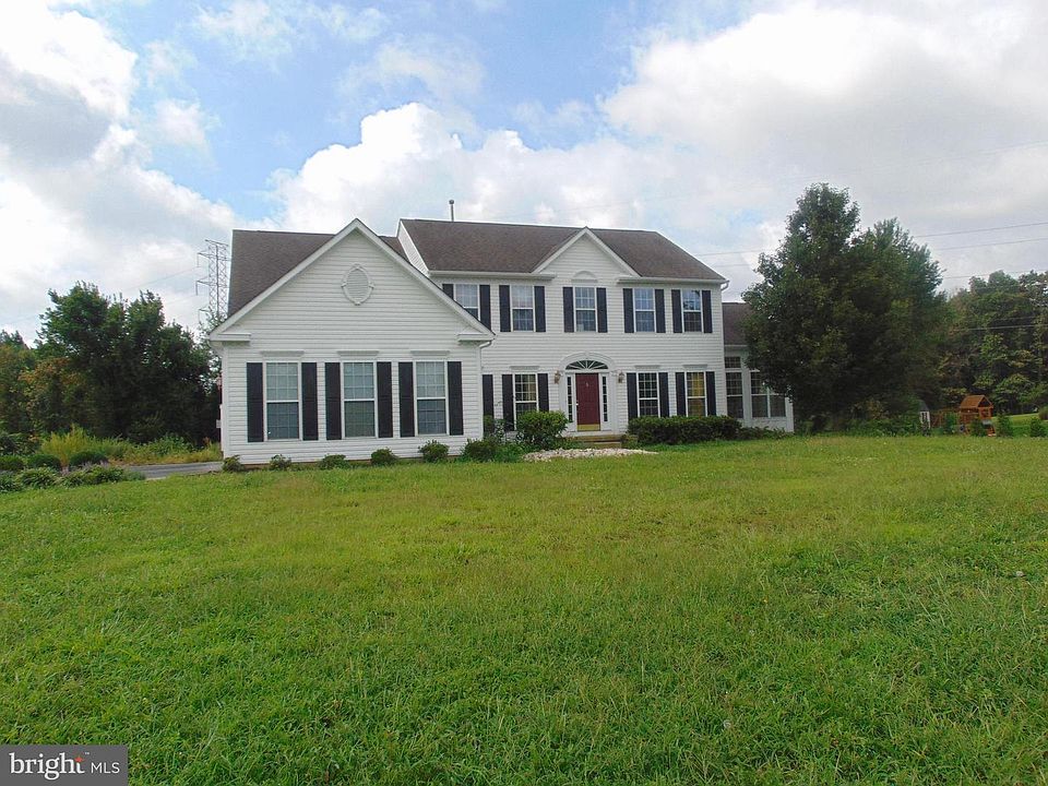 1st image of 224 Dillons Ln
