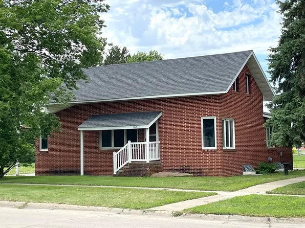700 7th St, Onawa, IA 51040