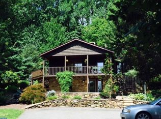 70 Hardt Hill Rd, Bechtelsville, PA 19505