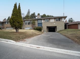 9 Page Ave, Toronto, ON M2K 2B3