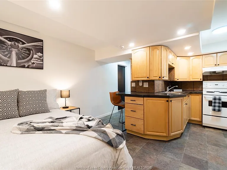 269 Randolph Pl #9 — Photo 6