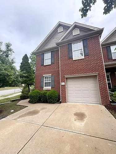 8401 Charbay Cir Photo 1