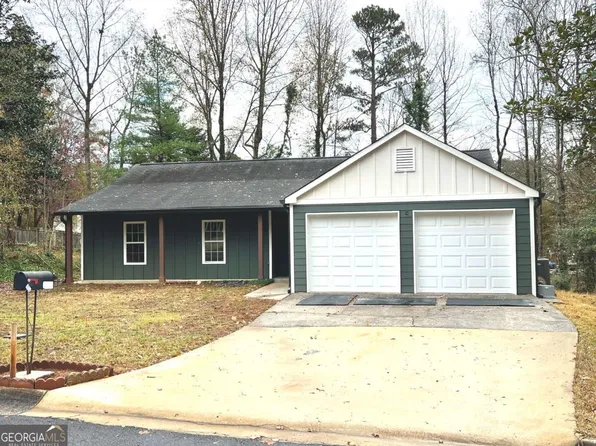 1260 Della Way, Lawrenceville, GA 30043