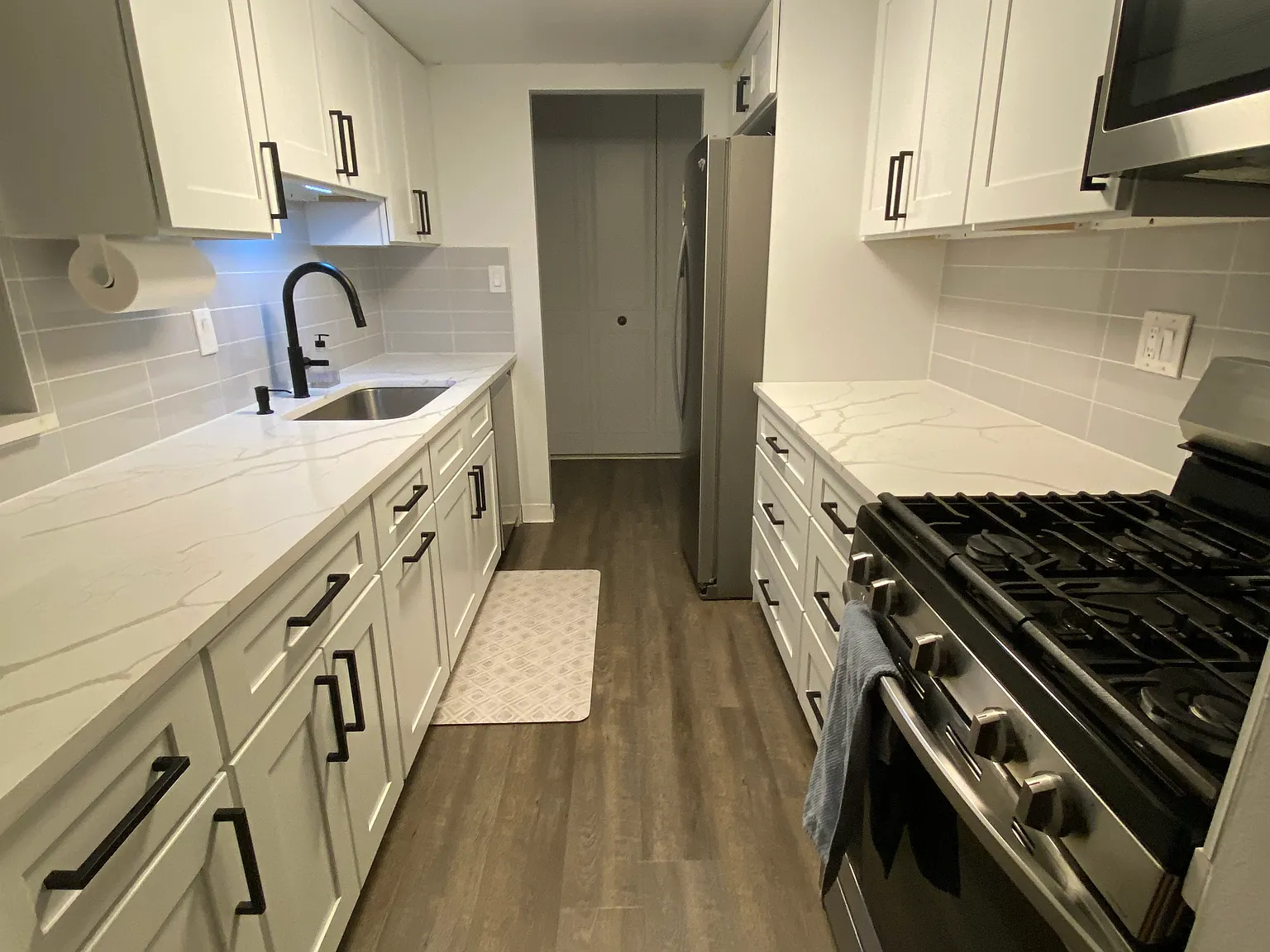 2 bed, 1004 sqft, $2,150 — Photo 2