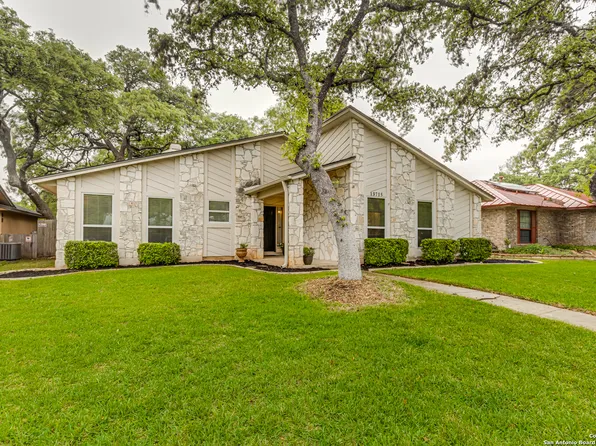 13715 Forest Rock Dr, San Antonio, TX 78231