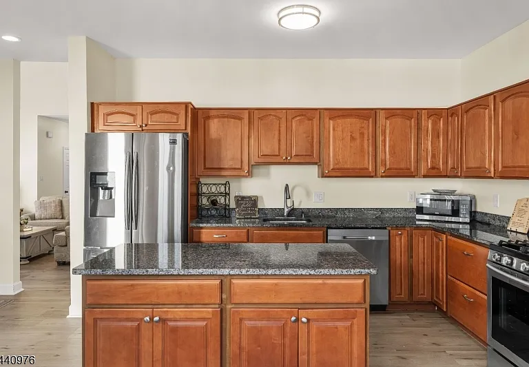 41 Tall Oaks Ct — Photo 14