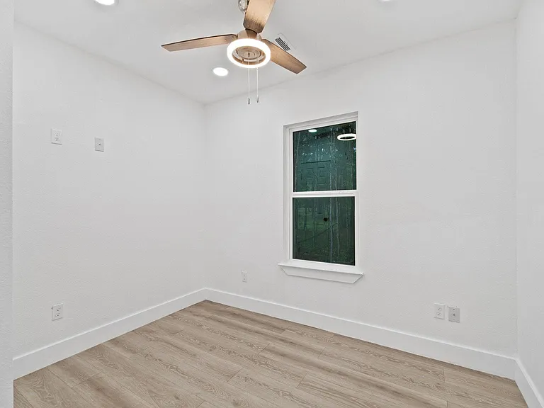 17411 Rolling Hill Ln — Photo 14