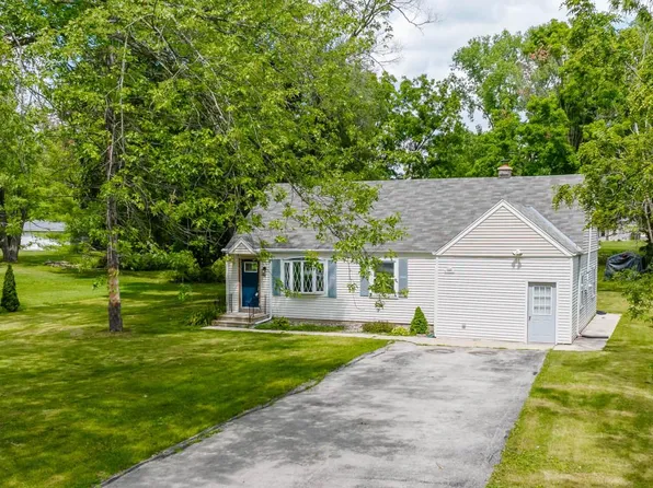 S64W18550 Topaz DRIVE, Muskego, WI 53150