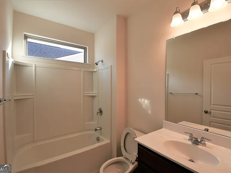 217 Florence Rd — Photo 15