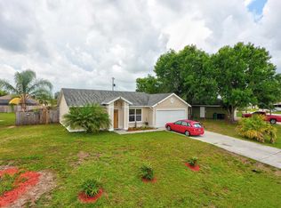 272 SW North Quick Cir, Port Saint Lucie, FL 34953