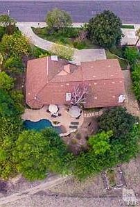 4th image of 2455 La Granada Dr