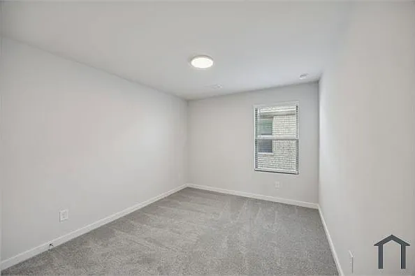 517 Green Gables Dr — Photo 15