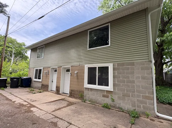 1020 Fall Ave #A, Pekin, IL 61554