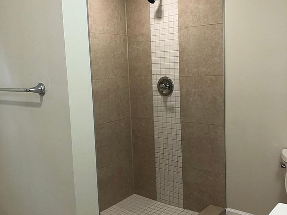 5th image of 4480 SW 51st St