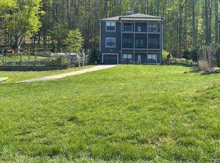 429 Floating Mill Ln, Silver Point, TN 38582