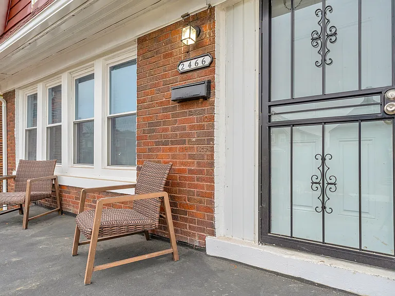 porch