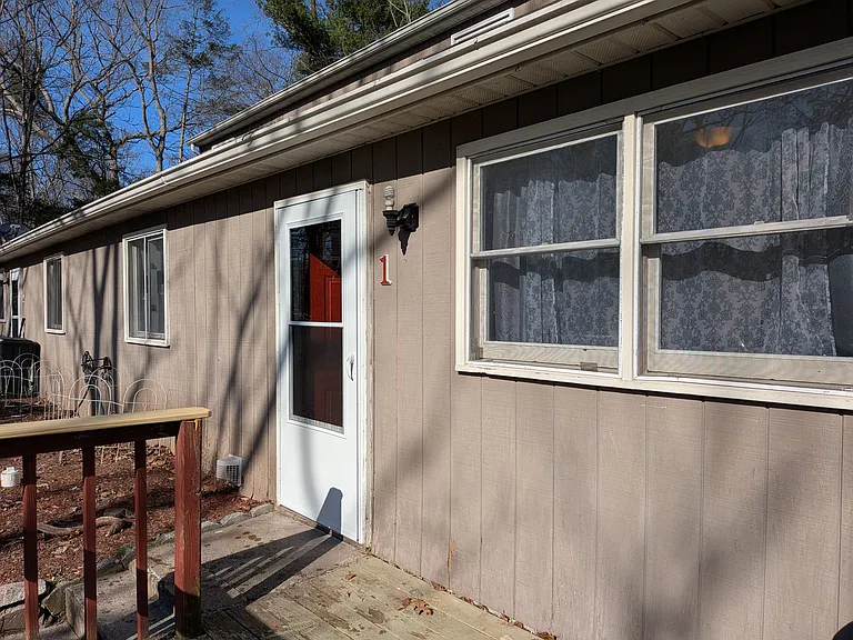 58 Hoffman Rd #1 — Photo 6