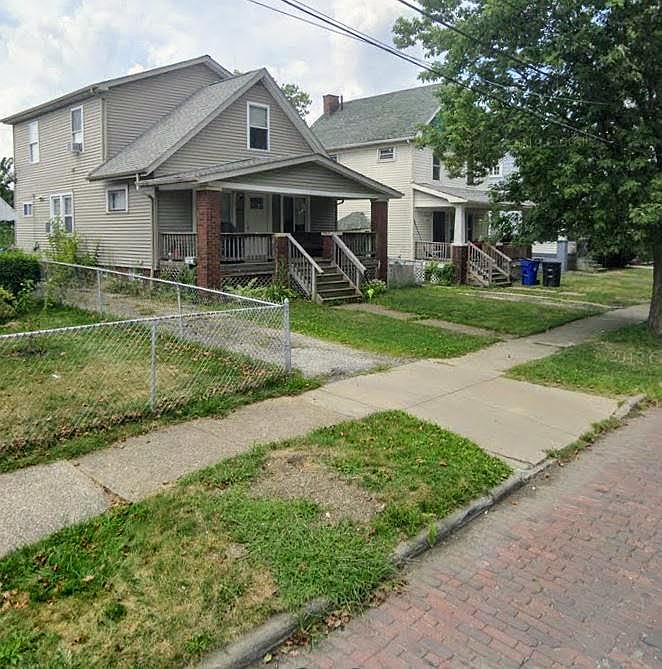 1st image of 3088 W 116th St #1