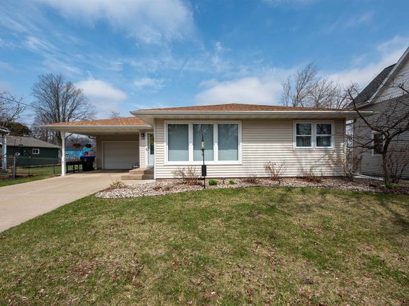 419 E Washington St, New London, WI 54961
