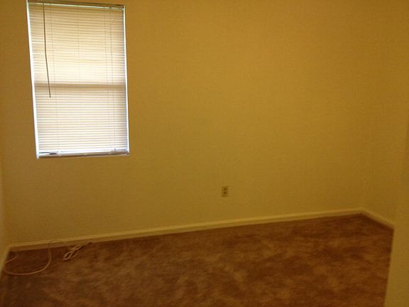 5th image of 3923 Fairington Dr