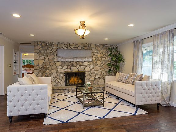 4th image of 5230 Harter Ln