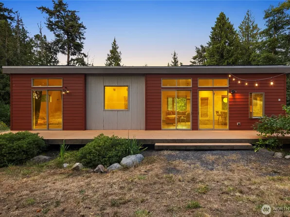 11 Pooh Place, Orcas Island, WA 98245