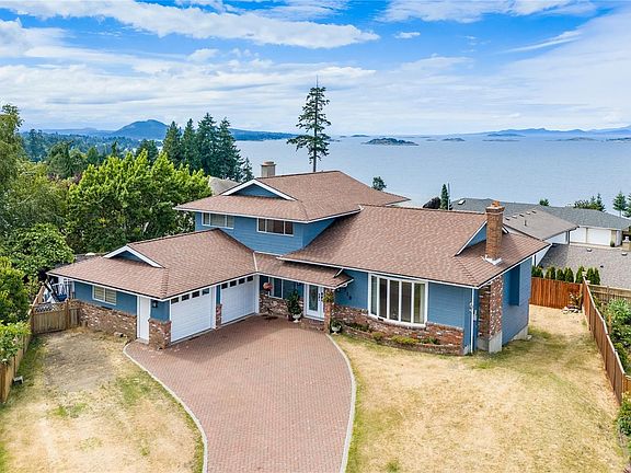 2nd image of 718 Isle View Pl