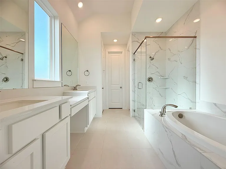 31207 Firefly Meadow Cir — Photo 21