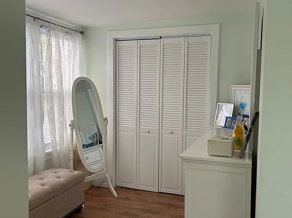 329 Riverbend Rd, Troy, NY 12182