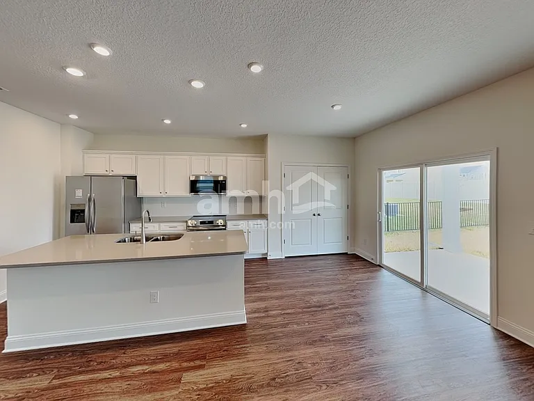 254 Onate Cir — Photo 5