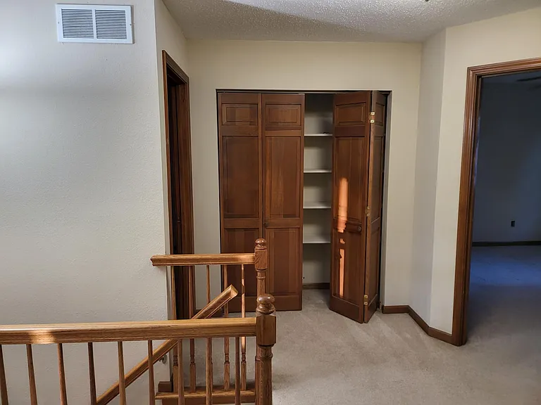 2 Melrose Ct — Photo 17
