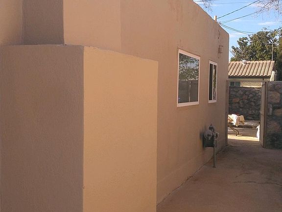 3rd image of 4737 Tropicana Ave