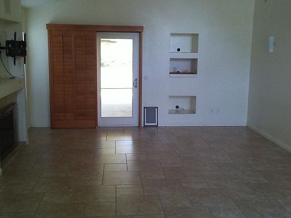 Tiled Living room
