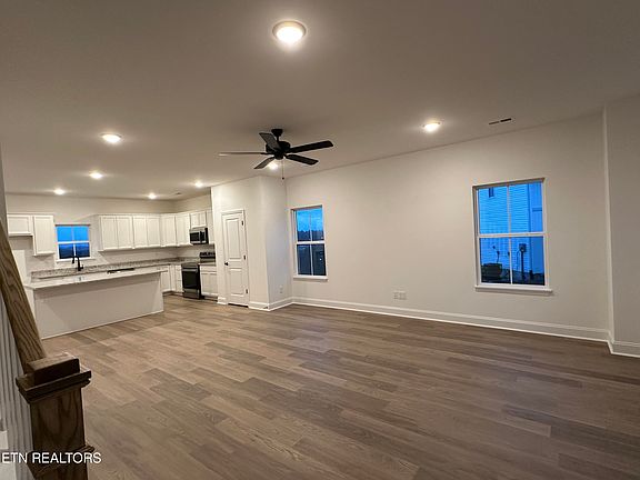 2nd image of 3431 Majestic Hills Way