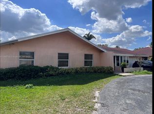 9970 SW 30th St, Miami, FL 33165