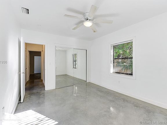2nd image of 14 Farrey Ln