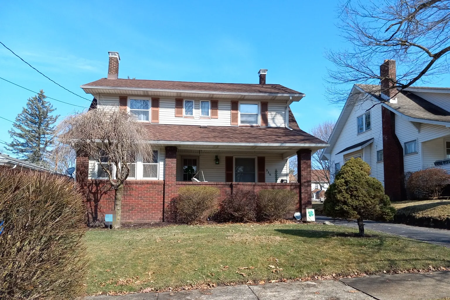 316 E Broadway Ave photo 1