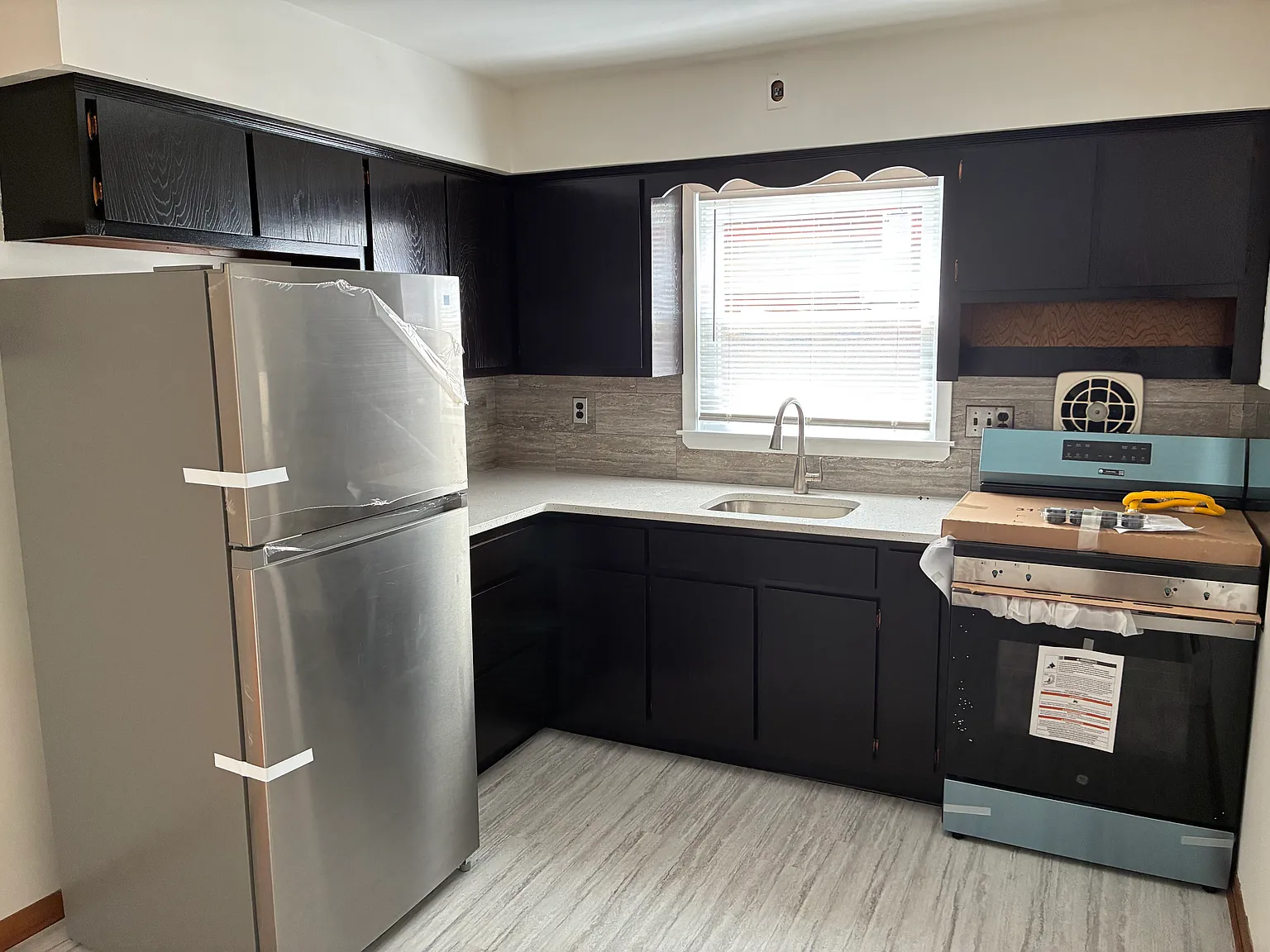 1 bed, 750 sqft, $2,400 — Photo 3