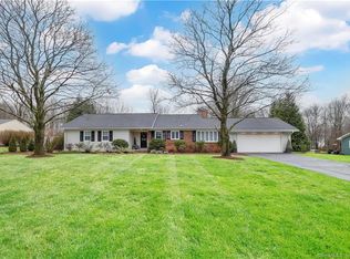 35 Poole Rd, Suffield, CT 06078