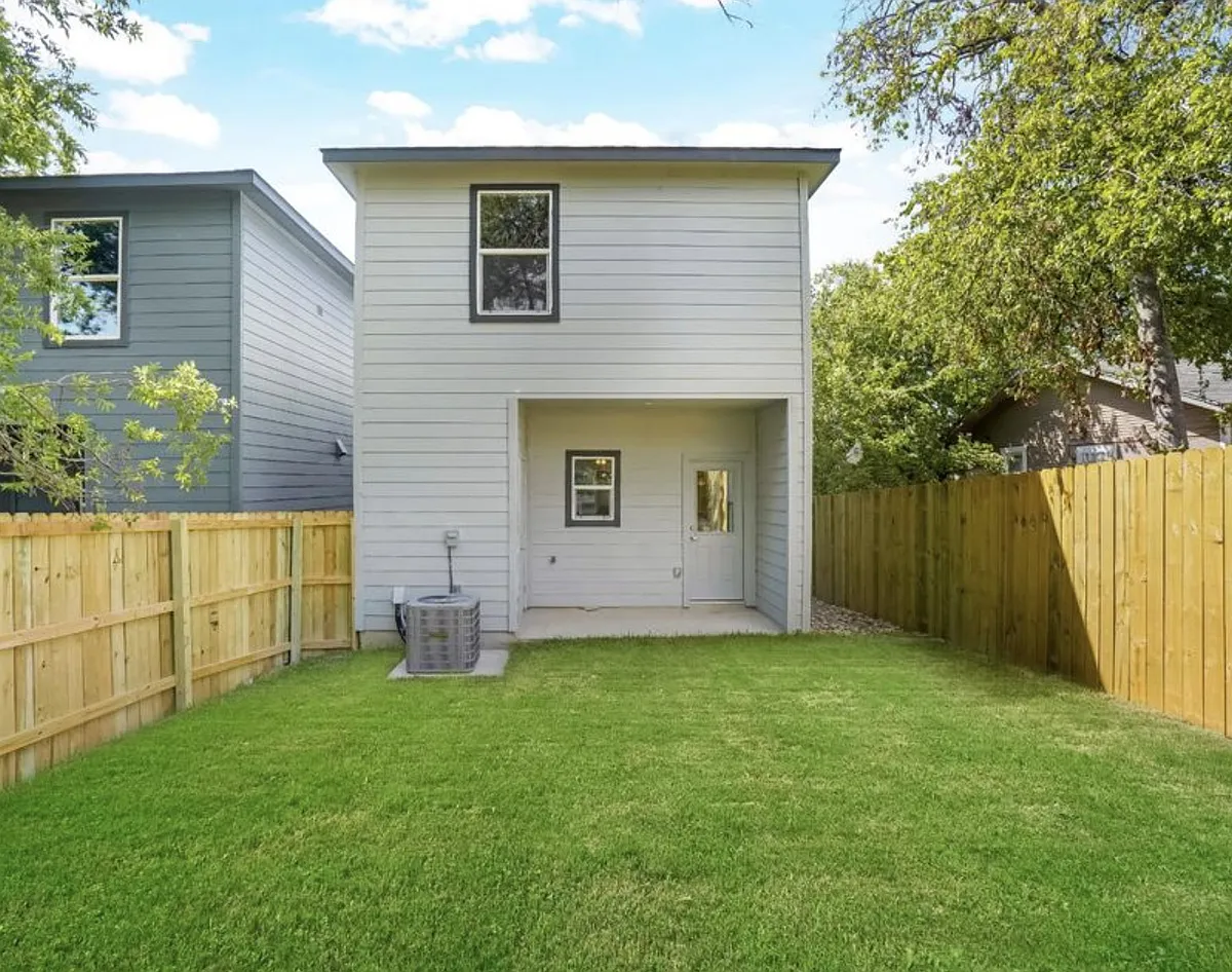 Building Photo - 104 Shenandoah St #1