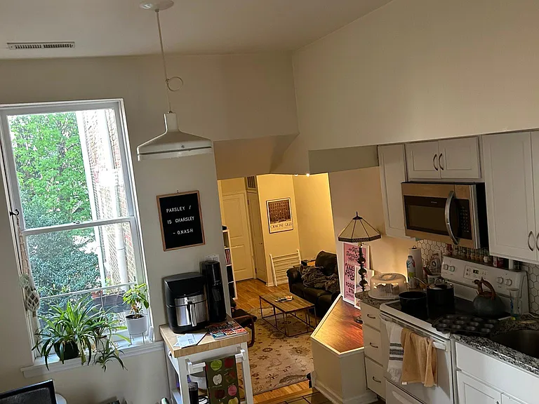 629 N 20th St #2 — Photo 2