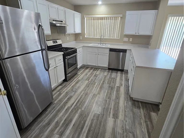 10815 Silver Lace Ln — Photo 7