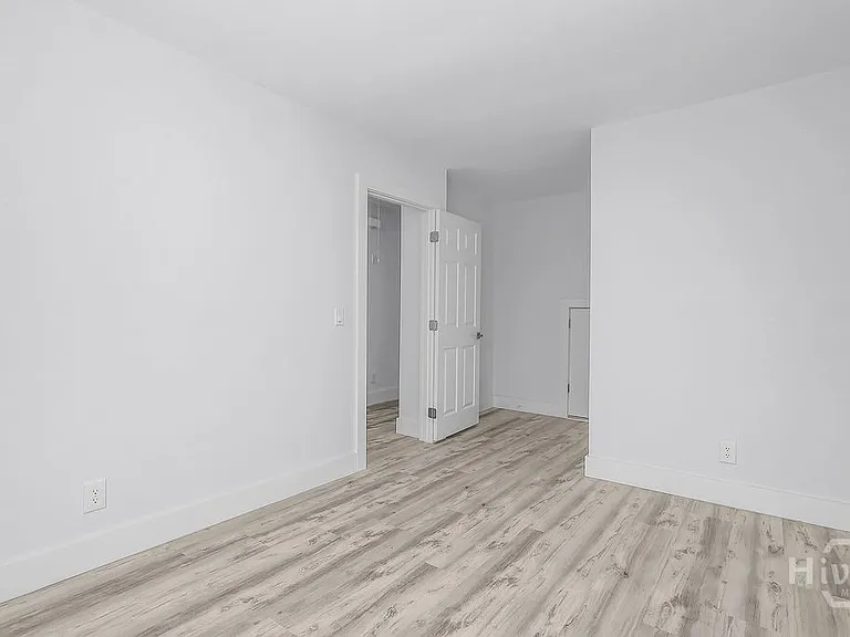 11903 Apache Ave #3 — Photo 31