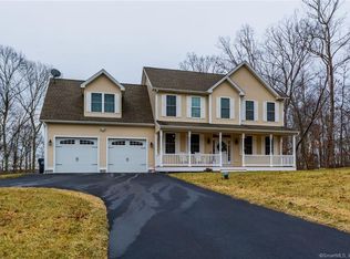 63 Bittersweet Dr, Gales Ferry, CT 06335