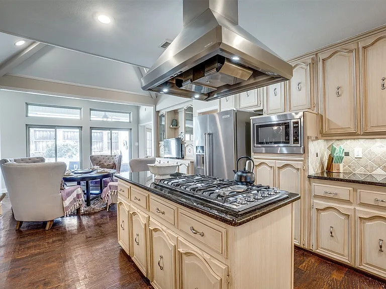 5604 Covehaven Dr — Photo 9