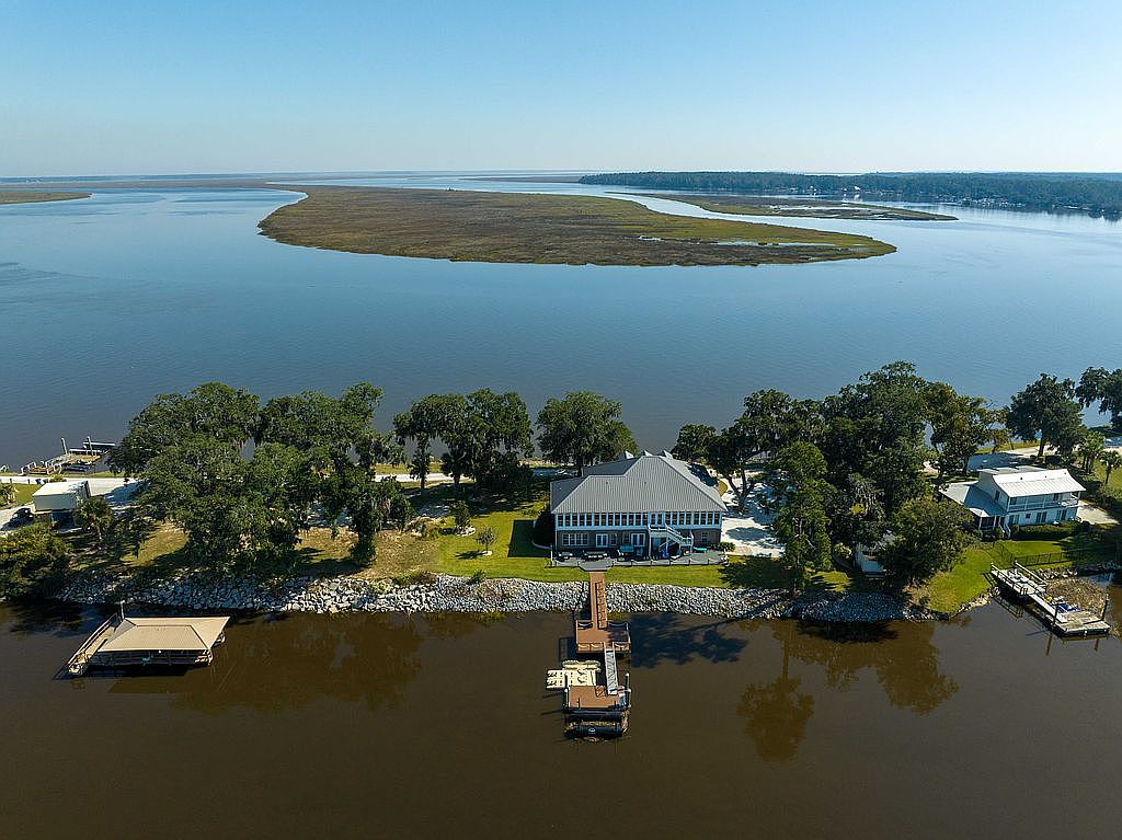 631 Warnell Dr, Richmond Hill, GA 31324 Zillow