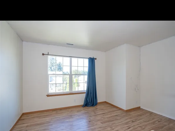 11220 212th St E #1, Graham, WA 98338